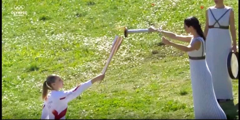 Tokio 2020, se enciende llama en Olimpia, Grecia
