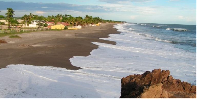 Playas, en peligro de desaparecer