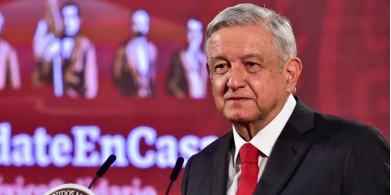 AMLO recordó valores morales de Alfonso Reyes
