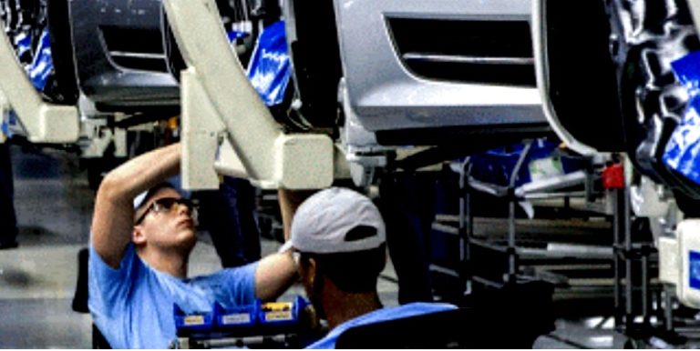 Reapertura del sector automotriz