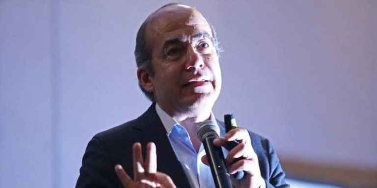 Calderón nos endeudó con 5 billones y quiere más