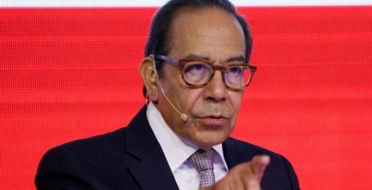 CCE propone incrementar deuda al 52% con respecto al PIB