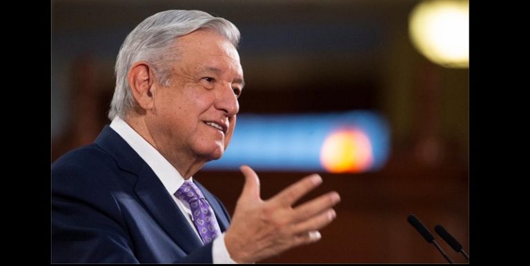 AMLO garantiza vigencia de derechos