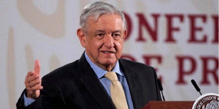 AMLO reinicia giras por el país,con debidas precauciones