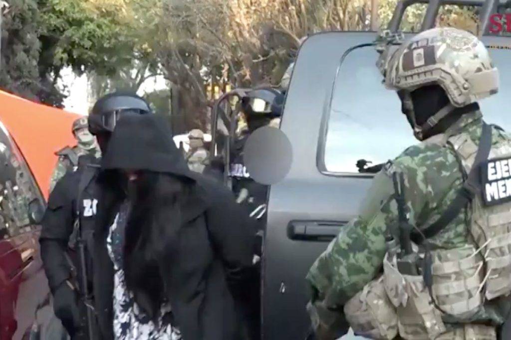 Detienen en la Roma a operadora del Cartel del Golfo con 280 mil dólares