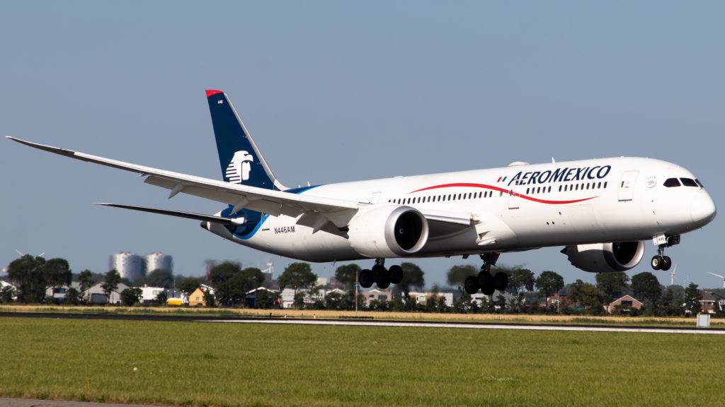 Aeroméxico suspende todos sus vuelos a Canadá hasta el 30 de abril
