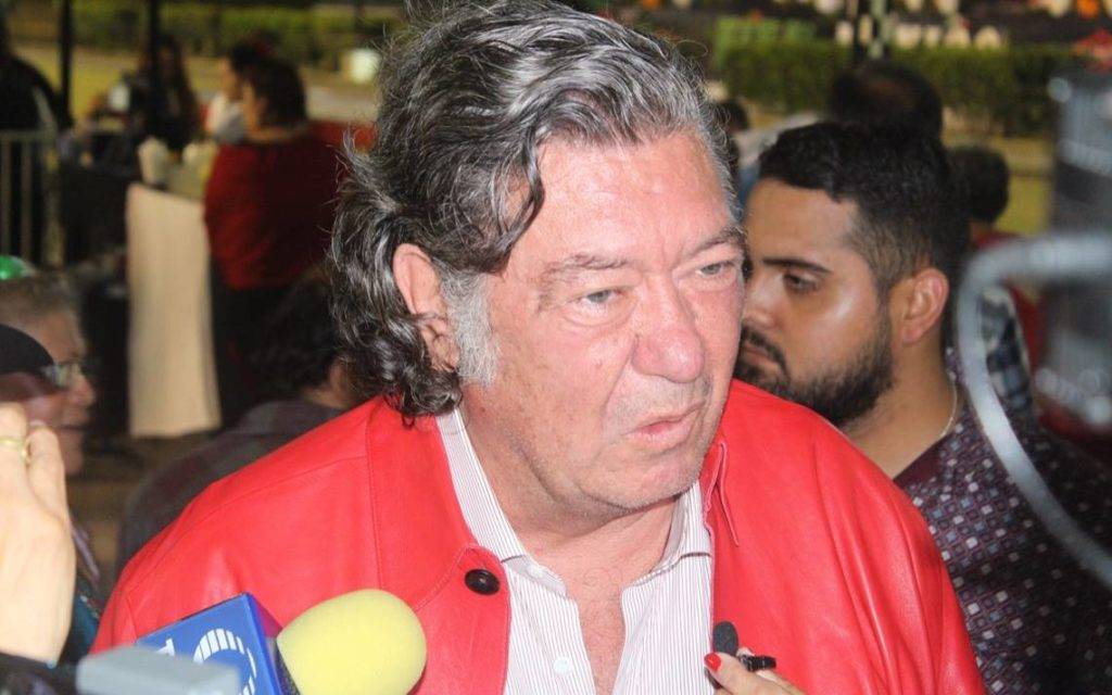 Antes las mujeres eran más abusadas, hoy bajo su inteligencia: Hank Rhon