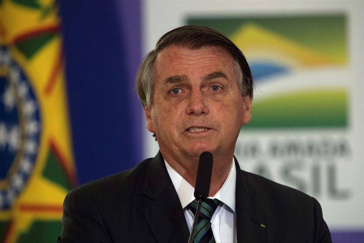 Se lava las manos; Bolsonaro dice que no es su competencia llevar oxígeno al Amazonas