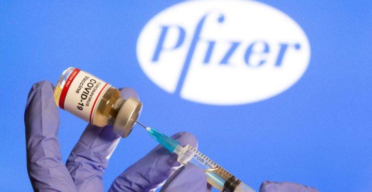 Italia demandará a Pfizer por retraso en entrega de vacunas