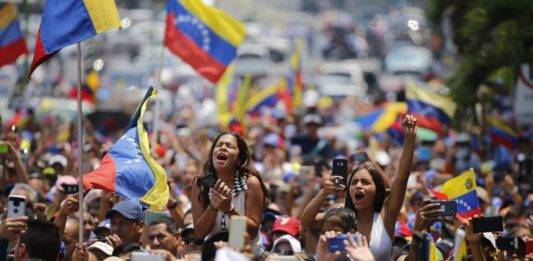 Sanciones de Estados Unidos contra Venezuela eleva deuda a 102 mil mdd