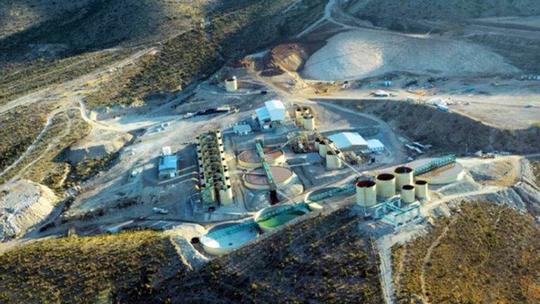 SAT busca cobrar más de 500 mdd a minera canadiense por adeudo en impuestos