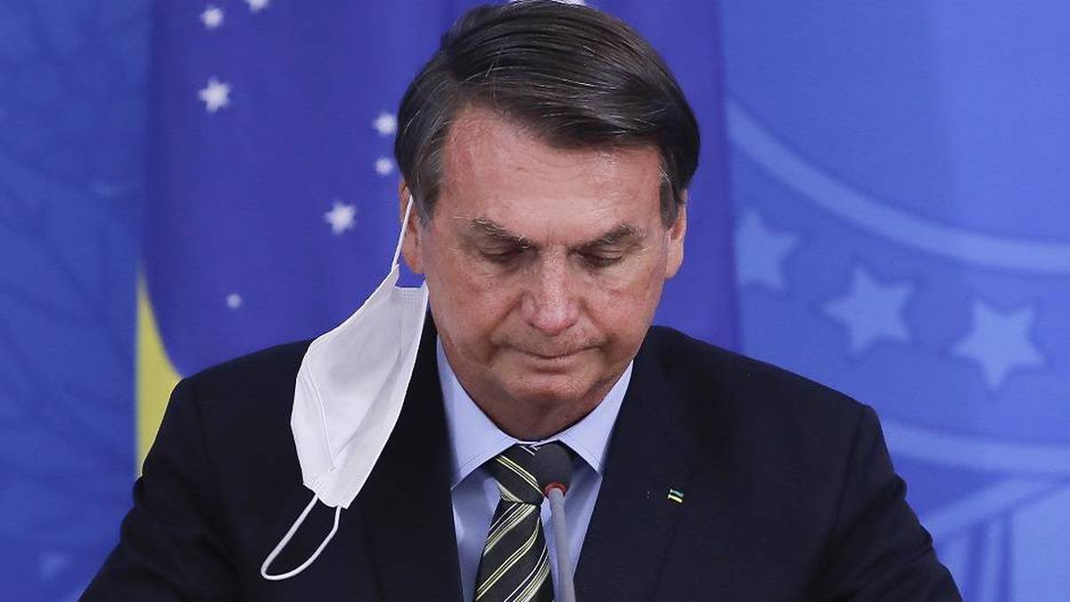 Bolsonaro pide autorización para spray nasal “milagroso” contra la Covid