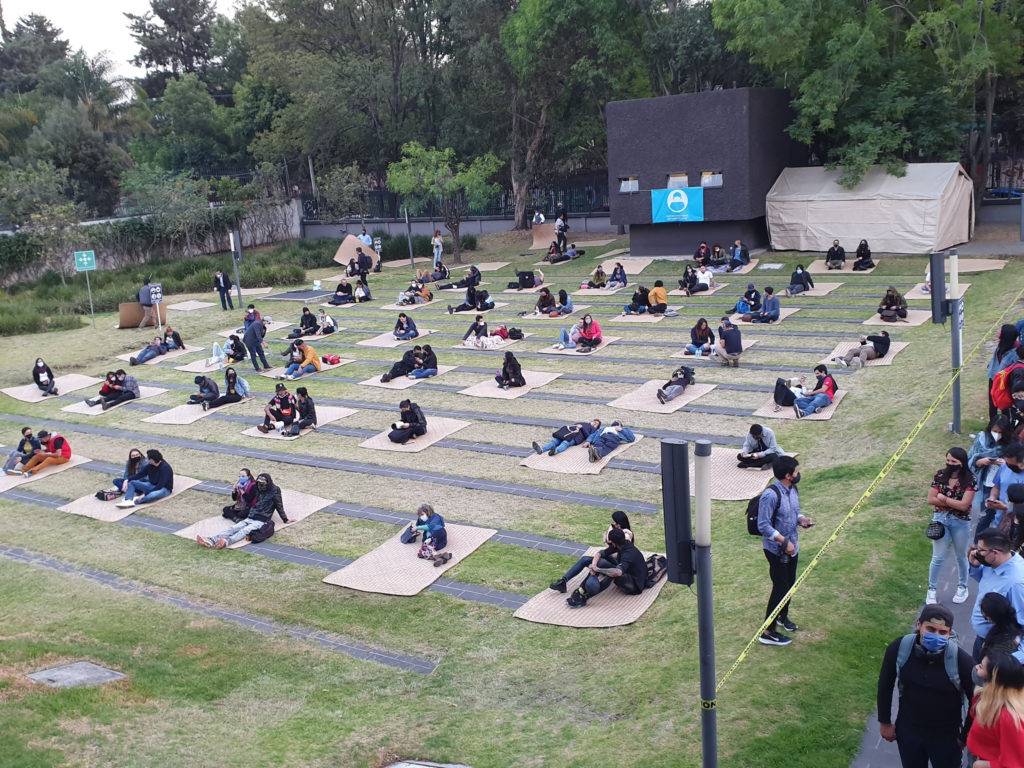 Cineteca Nacional reanuda actividades con funciones al aire libre