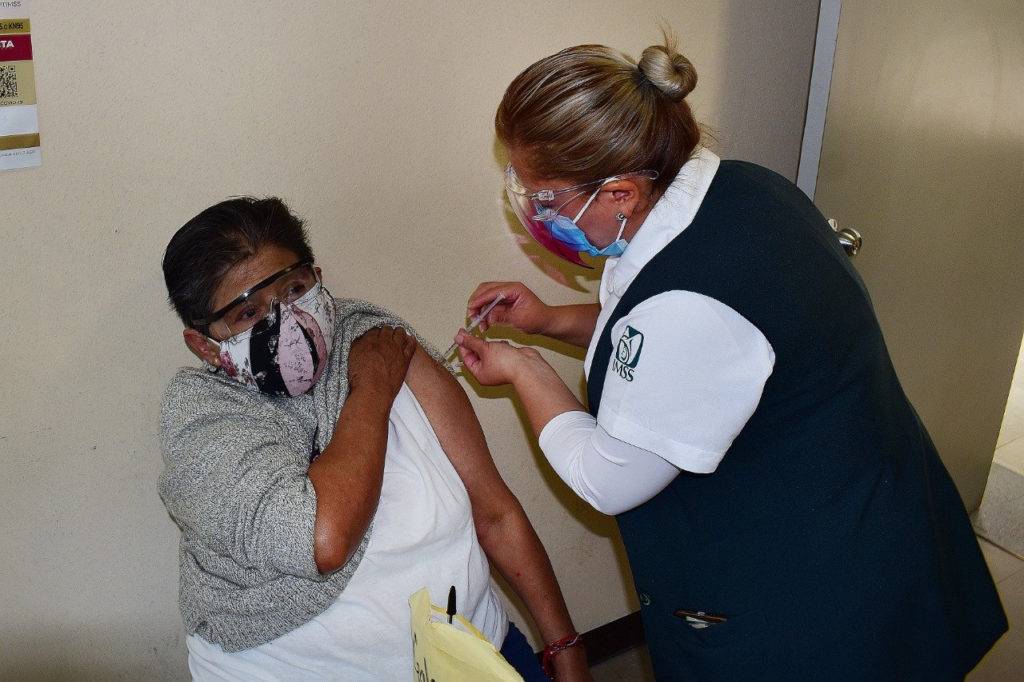 Vacunarán con Sputnik V a adultos mayores en Iztacalco Tláhuac y Xochimilco