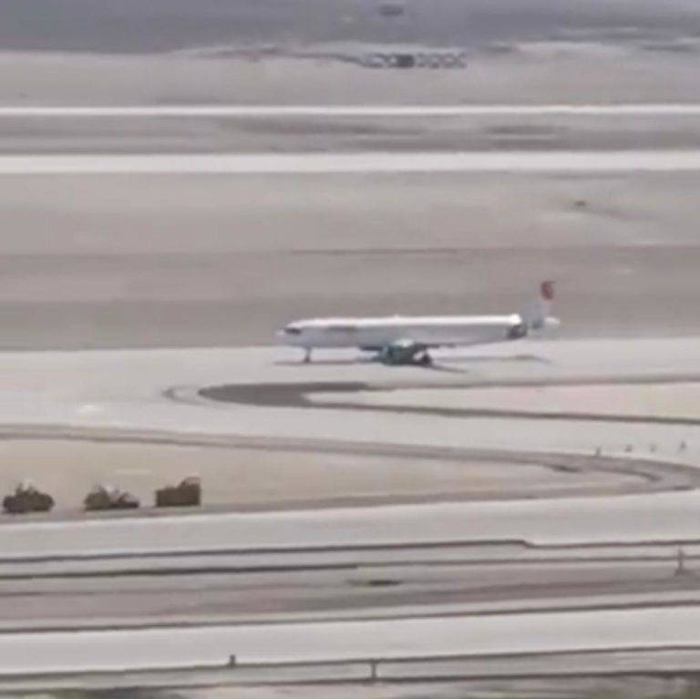 Viva Aerobus, primera en aterrizar en Santa Lucía