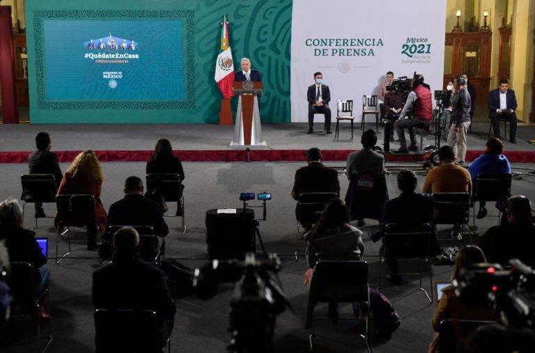 Cualquier persona tiene el derecho de ocupar un cargo público, sea artista o deportista: AMLO
