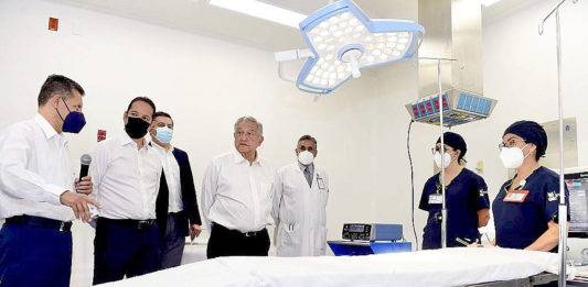 Van 120 hospitales terminados, destaca López Obrador desde Querétaro