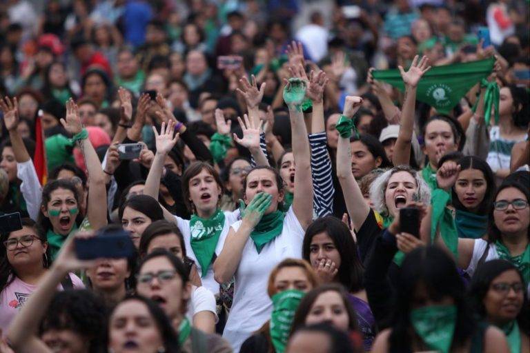 Congreso de Quintana Roo vuelve a pausar discusión de aborto por falta de quórum
