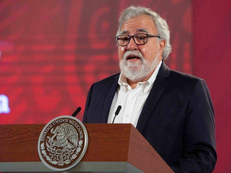 Encinas va a recibir a integrantes de caravana triqui: AMLO
