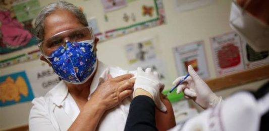 La vacunación en la CdMx iniciará en tres alcaldías: Sheinbaum