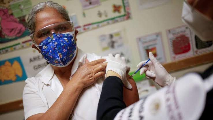 La vacunación en la CdMx iniciará en tres alcaldías: Sheinbaum
