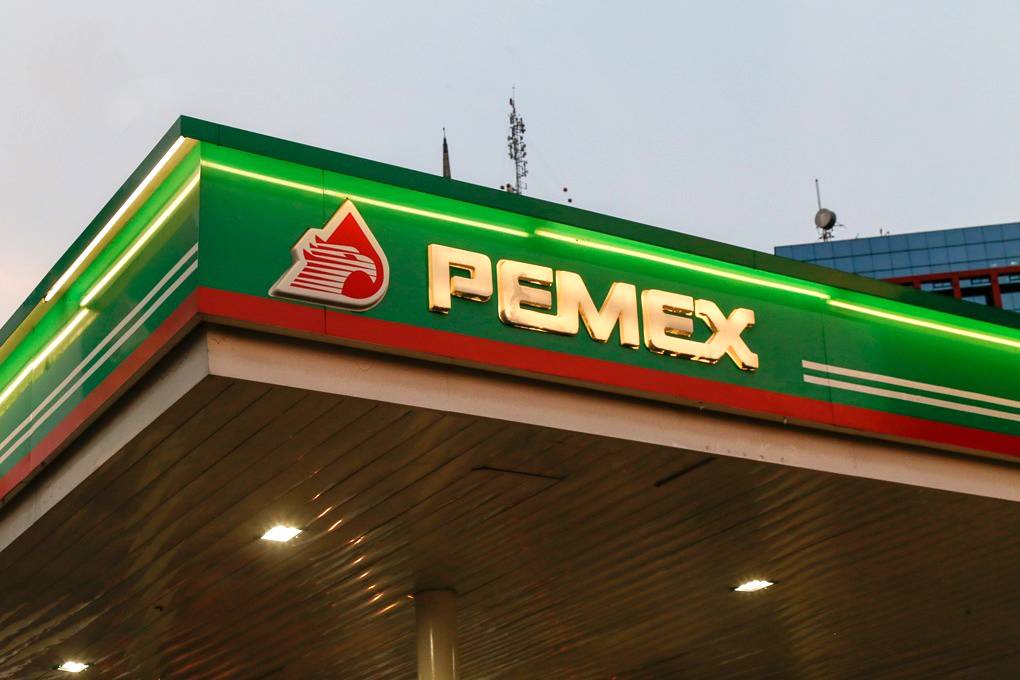 Pemex recibirá 100 mil mdp y remanentes de Banxico para deuda