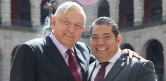 López Obrador manda sus condolencias a familiares del senador Radamés Salazar