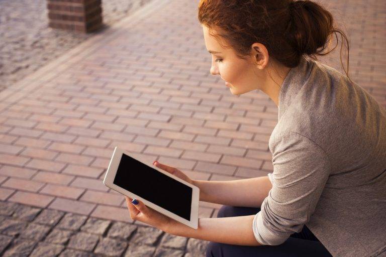 UNAM prestará 25 mil tabletas a alumnos de bajos recursos