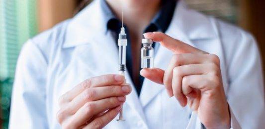 AMLO elimina aranceles a vacunas y tanques de oxígeno