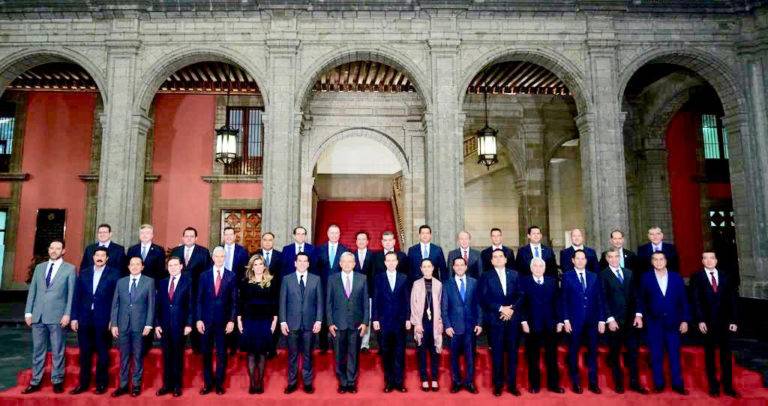 AMLO cristaliza mañana el pacto electoral con gobernadores