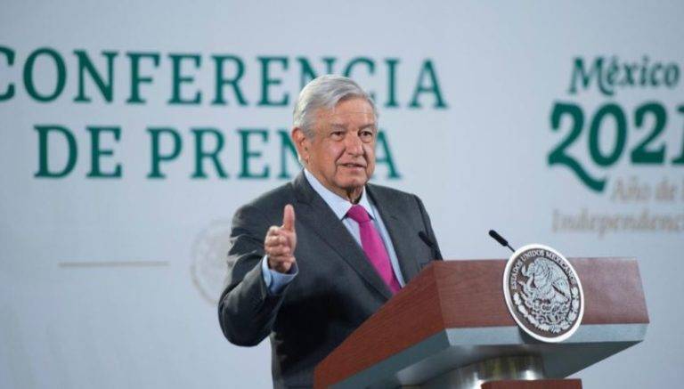 AMLO analizará viabilidad del Tren Ligero en Veracruz, no quiere obras inconclusas