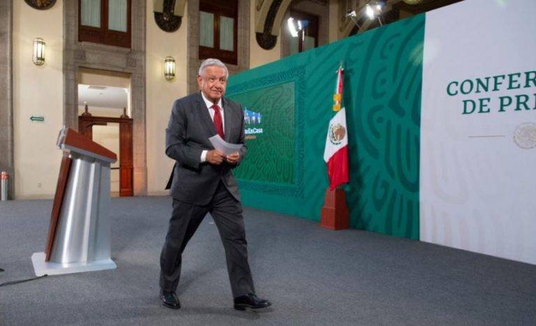 No quiero un espectáculo público de mi vacunación: AMLO
