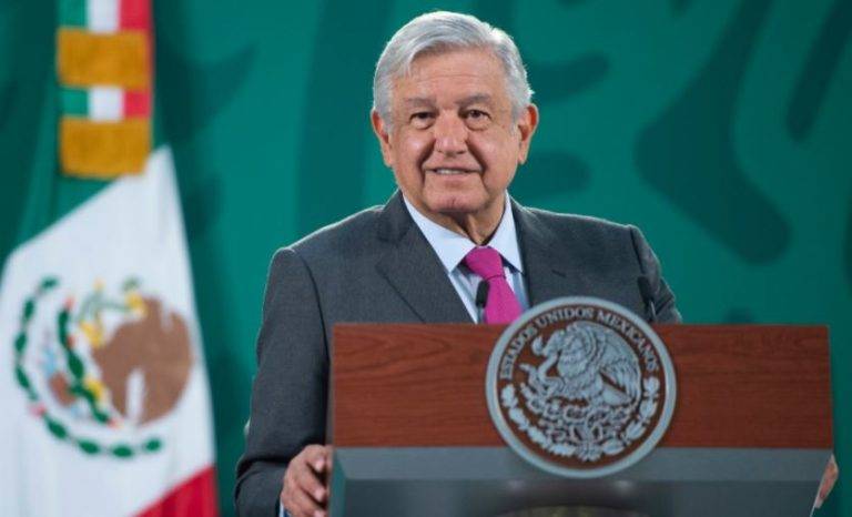 AMLO enviará más pruebas contra juez que frenó la ley eléctrica