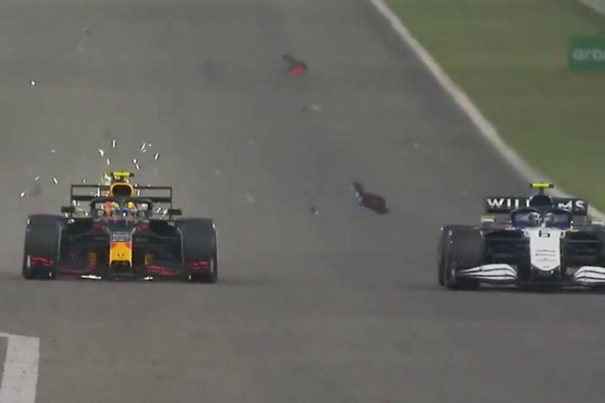 Vídeo: Checo Pérez tiene primer accidente con Red Bull