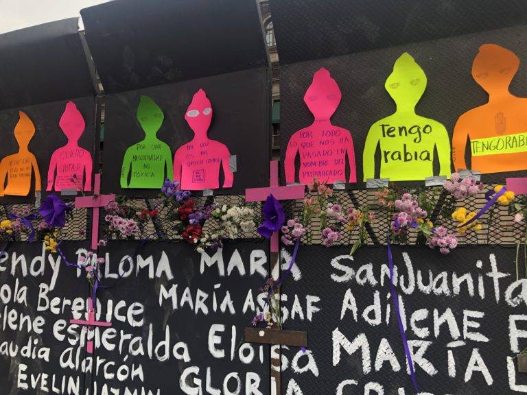 Lo que hicieron con vallas merece respeto; se pusieron por los conservadores: AMLO