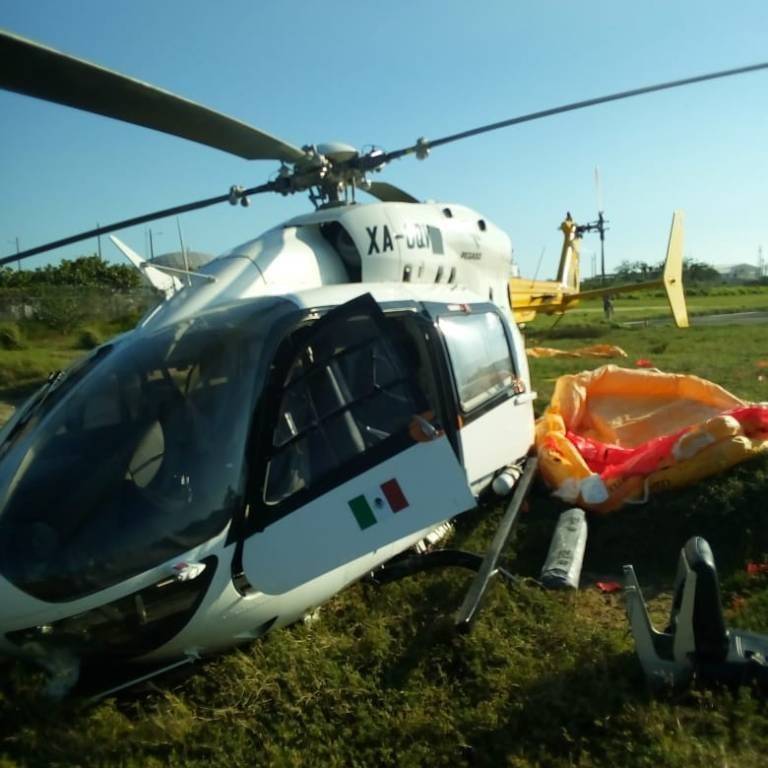 Helicóptero se desplomó en puerto de Dos Bocas