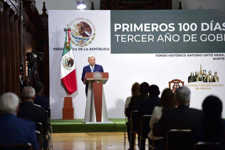 La economía florecerá este año: AMLO