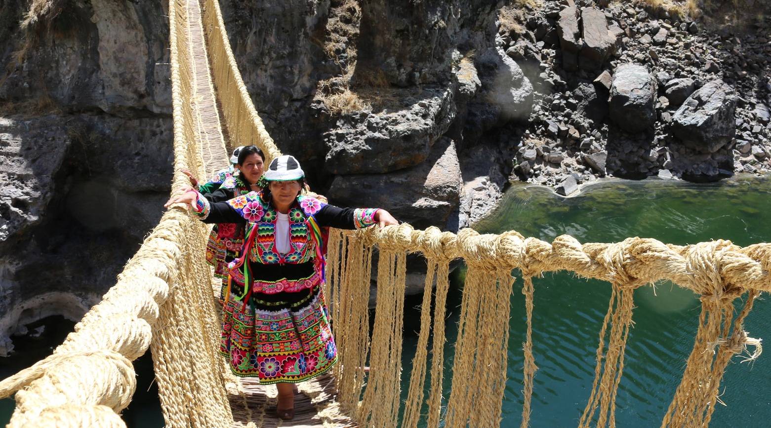 Cae puente inca de más de 600 años por falta de mantenimiento