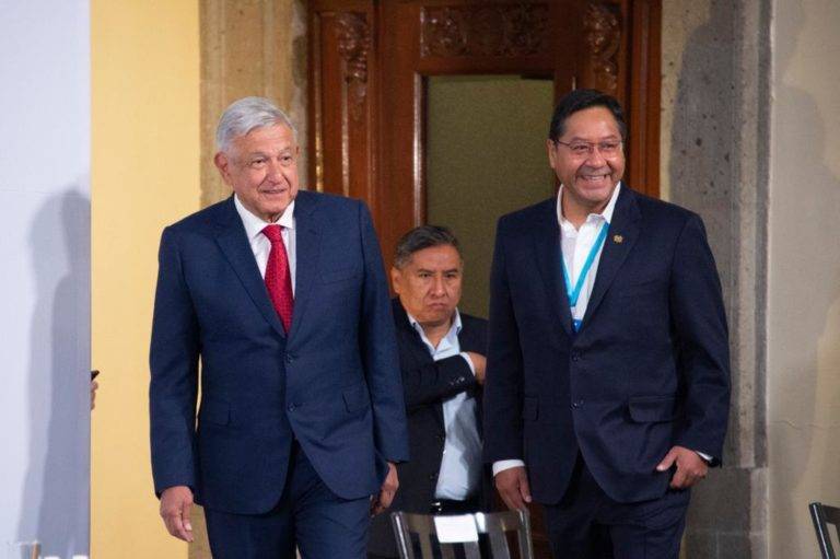 Arce gobierna a favor del pueblo y de los más pobres: AMLO
