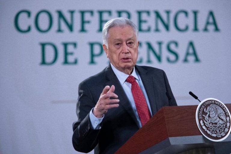 Hay una campaña brutal contra AMLO y su reforma eléctrica: Bartlett