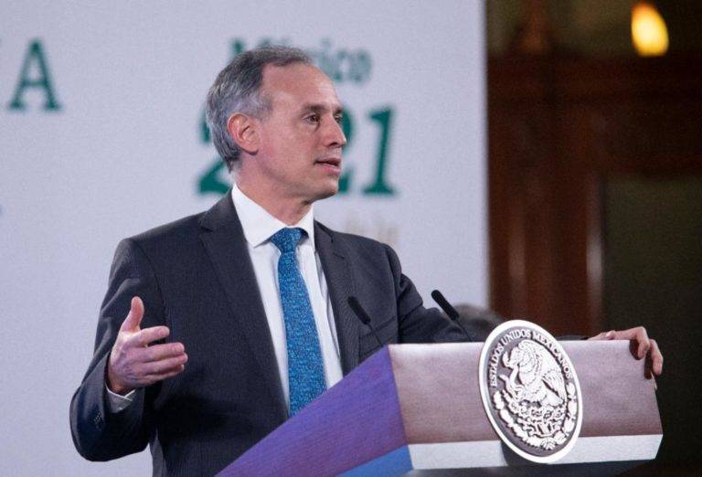Nueva estrategia de vacunación evitará un rebrote de Covid: Gatell