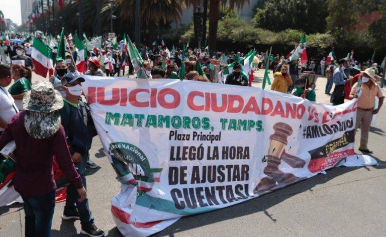 FRENAAA realiza juicio contra AMLO por corrupción y mal manejo de la pandemia