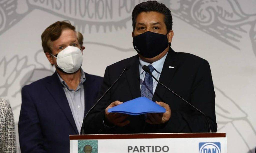 Cámara de Diputados hará públicos los testimonios contra Cabeza de Vaca