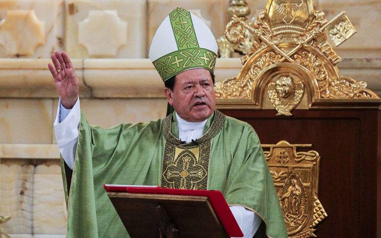 Norberto Rivera sale del hospital tras infección por Covid-19