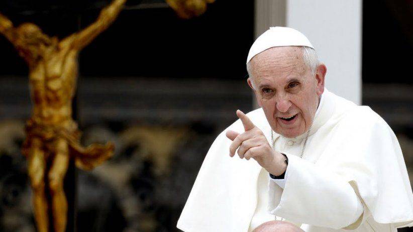 El Papa, igual que AMLO, va contra los corruptos