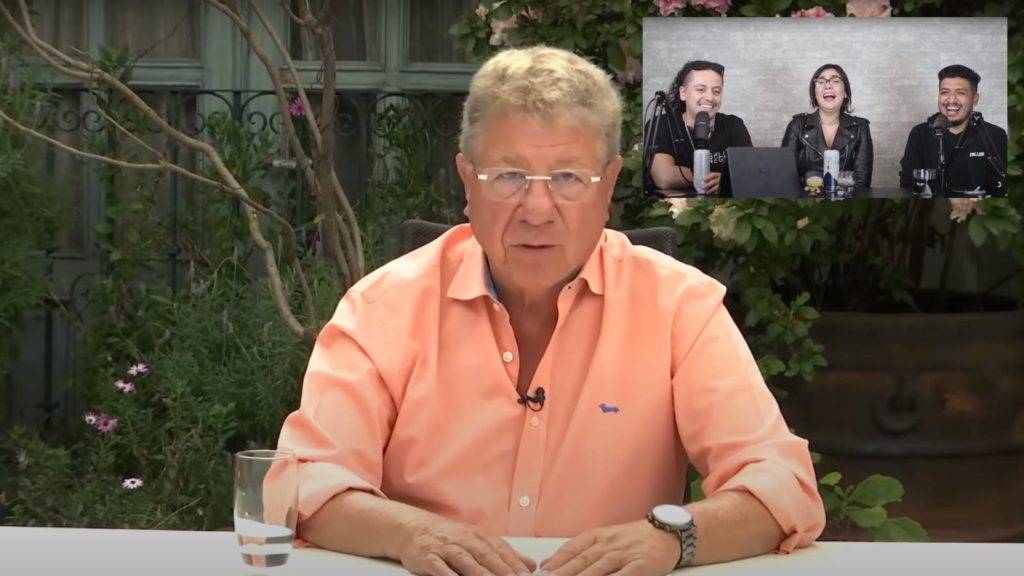 Alazraki se ve obligado a despedir a sus analistas por burlarse de los 43