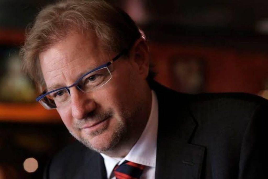 Andrés Roemer vuelve a ser señalado por acoso, ahora en Israel