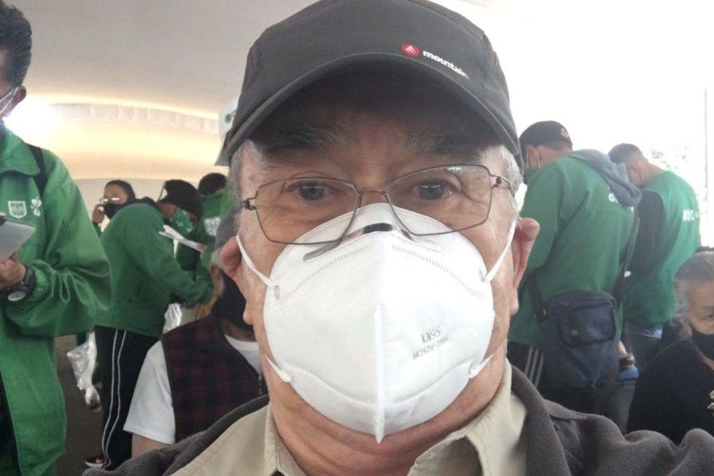 Pedro Sola recibe segunda dosis de la vacuna contra Covid-19