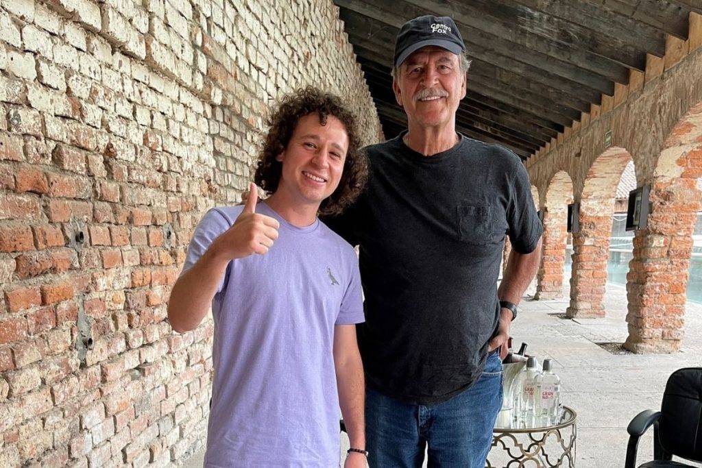 Luisito Comunica se reúne con Fox y los critican en redes