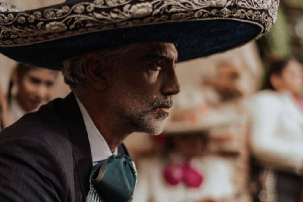 Alejandro Fernández y Anita dan positivo a Covid-19 previo a su presentación en los Latin AMAs